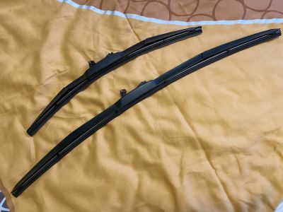 Лот: 16684596. Фото: 1. Б\У дворники Denso Wiper Blade... Щётки, тряпки, скребки для автомобиля