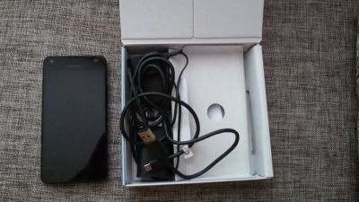 Лот: 11871965. Фото: 1. Microsoft Lumia 550. Смартфоны