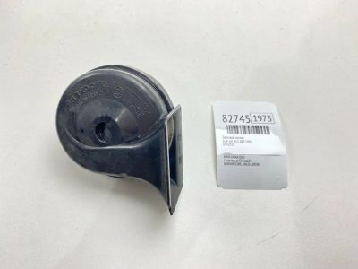 Лот: 21641161. Фото: 1. Звуковой сигнал Audi A8 1998 0092018... Двигатель и элементы двигателя