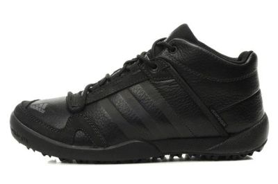 Лот: 3326906. Фото: 1. Adidas Daroga. Зимние с мехом... Другое (мужская обувь)