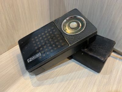 Лот: 25126307. Фото: 1. Радиоприемник портативный СЕЛГА... Тюнеры, радиоприёмники