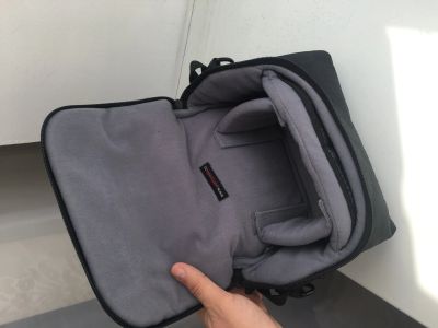 Лот: 12487634. Фото: 1. Классная Сумка для фотоаппарата. Чехлы, сумки, ремешки