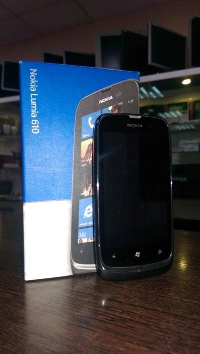 Лот: 10167160. Фото: 1. Телефон Nokia Lumia 610 (10031... Кнопочные мобильные телефоны