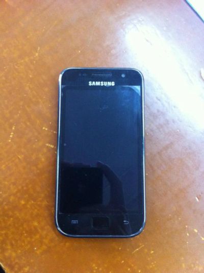 Лот: 3423761. Фото: 1. Samsung Galaxy S scLCD GT-I9003. Смартфоны
