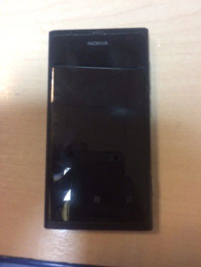 Лот: 8261297. Фото: 1. №118 Nokia Lumia 800. Кнопочные мобильные телефоны