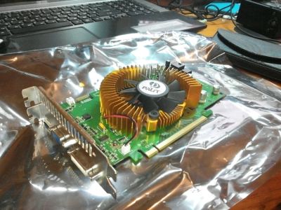 Лот: 4544601. Фото: 1. Palit Geforce 8600GTS 256MB. Видеокарты