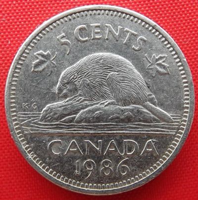 Лот: 3525544. Фото: 1. (№3220) 5 центов 1986 (Канада). Америка