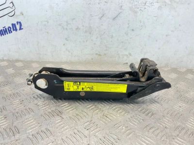 Лот: 25404390. Фото: 1. домкрат Skoda Octavia 1Z3. Кузов
