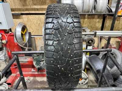 Лот: 25412010. Фото: 1. (1шт) 215-65-16 Pirelli Ice Zero. Шины