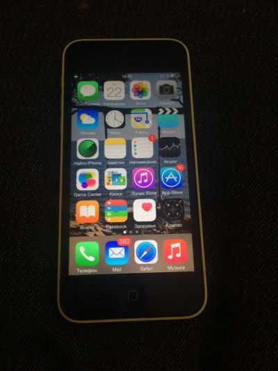 Лот: 6793185. Фото: 1. Iphone 5c 32gb. Смартфоны