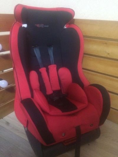 Лот: 17931702. Фото: 1. детское Автокресло Lucky Baby... Детские автокресла