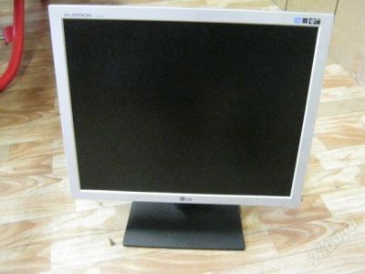 Лот: 2724463. Фото: 1. ЖК-монитор 19"LG Flatron L1919S... ЖК-мониторы