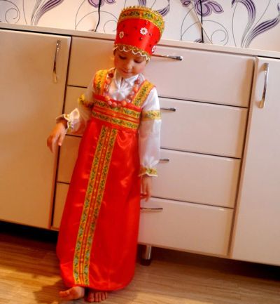 Лот: 5058976. Фото: 1. Русско народный костюм. Детские карнавальные, праздничные костюмы