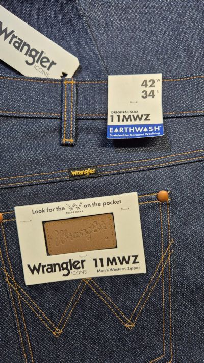 Лот: 25333153. Фото: 1. Мужские джинсы Wrangler Icons... Брюки, джинсы, шорты