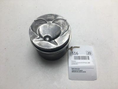 Лот: 20373733. Фото: 1. Поршень Ssangyong Korando 2003... Двигатель и элементы двигателя