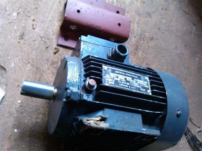 Лот: 2123585. Фото: 1. Электродвигатель АИР71. Электродвигатели