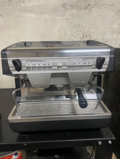 Лот: 25361894. Фото: 1. Кофемашина Nuova Simonelli Appia... Пищевое