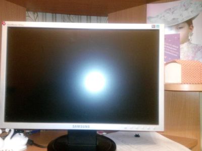 Лот: 9029499. Фото: 1. Samsung ls19. ЖК-мониторы