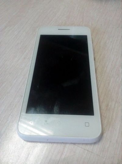 Лот: 13956800. Фото: 1. Смартфон FLY FS407 на разборку... Смартфоны