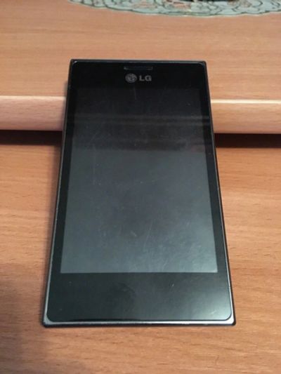 Лот: 12116875. Фото: 1. LG L5 Dual (E615). Смартфоны