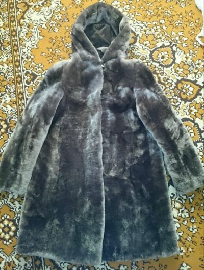 Лот: 11120656. Фото: 1. Шуба натуральная. Верхняя одежда