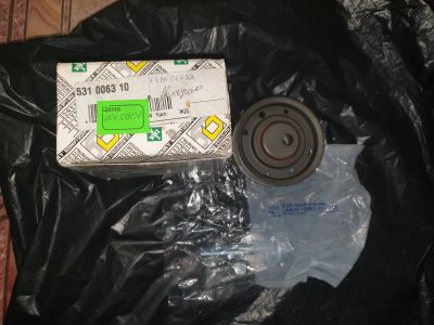 Лот: 15174133. Фото: 1. Ролик ремня ГРМ AUDI 100/VW GOLF... Двигатель и элементы двигателя