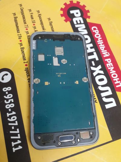 Лот: 19849596. Фото: 1. Телефон Samsung Galaxy J1 (2016... Смартфоны