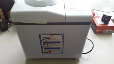 Лот: 9218239. Фото: 1. Хлебопечь LG HB-202CE 660W, 7... Кухонная