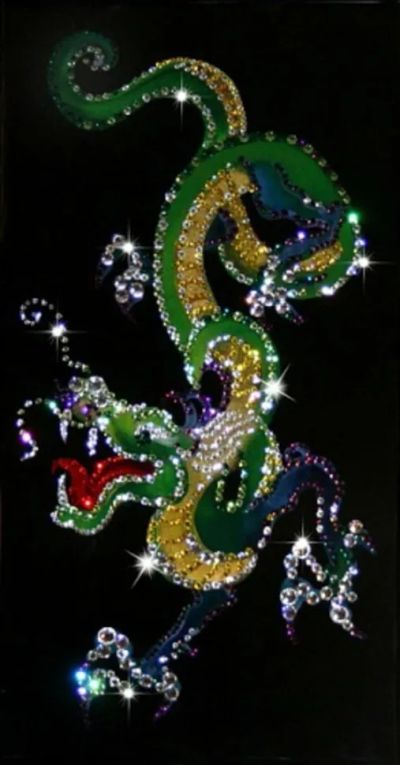 Лот: 21290879. Фото: 1. Картина Дракон с кристаллами Swarovski... Другое (сувениры, подарки)