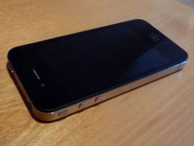 Лот: 6285508. Фото: 1. Iphone 4 б/у. Смартфоны