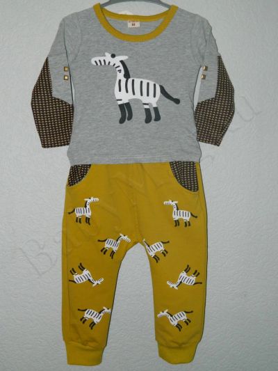 Лот: 5522659. Фото: 1. Кофта и штаны, детская одежда. Комплекты, комбинезоны, костюмы
