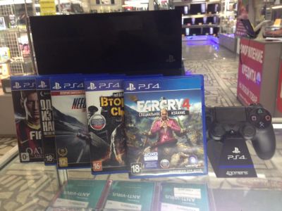Лот: 5432254. Фото: 1. Продам Sony playstation 4 + 5... Игровые приставки, консоли