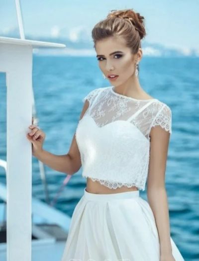 Лот: 16981462. Фото: 1. Свадебное платье 2. Свадебные платья