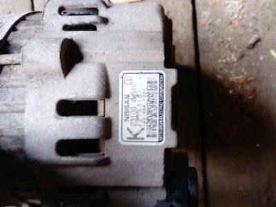 Лот: 14010097. Фото: 1. Генератор Nissan Bluebird Sylphy. Электрооборудование