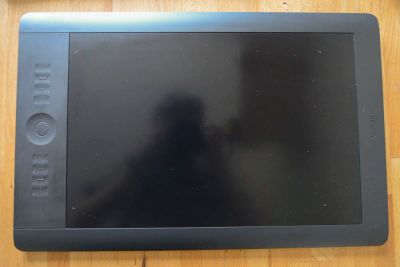 Лот: 3769556. Фото: 1. Wacom Intuos 5L Touch. Другое (периферия)