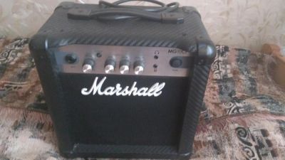 Лот: 9794842. Фото: 1. Комбоусилитель (комбик) Marshall... Гитарные эффекты и комбоусилители
