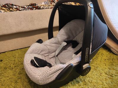 Лот: 20670367. Фото: 1. Автолюлька maxi cosi pebble. Детские автокресла