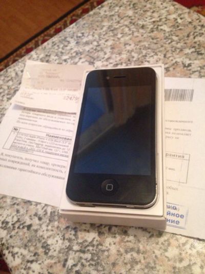 Лот: 5763674. Фото: 1. iPhone 4 Black 8Gb. Смартфоны