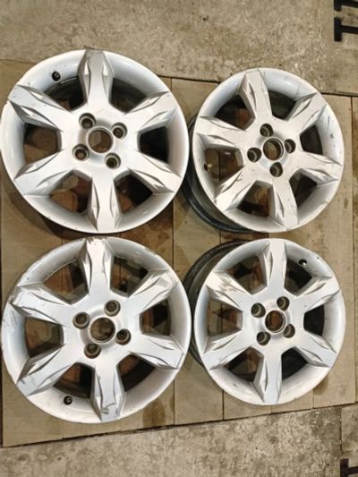 Лот: 22529265. Фото: 1. Диски литые 4x100 6Jx15 Nissan... Диски