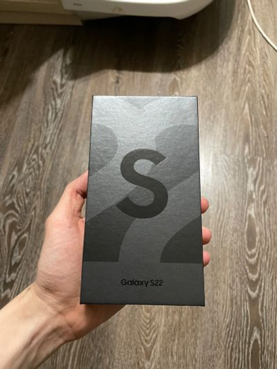 Лот: 18669716. Фото: 1. Смартфон Samsung Galaxy S22. Смартфоны