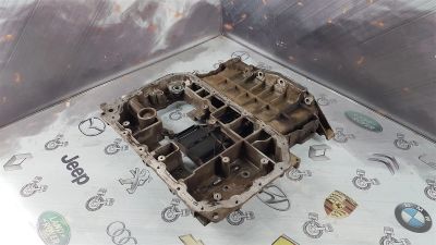 Лот: 23589945. Фото: 1. Поддон Audi A6 AUK 06E103601A. Двигатель и элементы двигателя