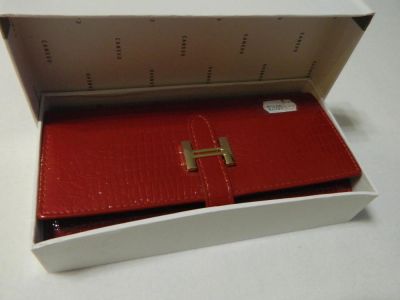 Лот: 9353660. Фото: 1. кошелек красный натуральная кожа... Бумажники, кошельки, портмоне