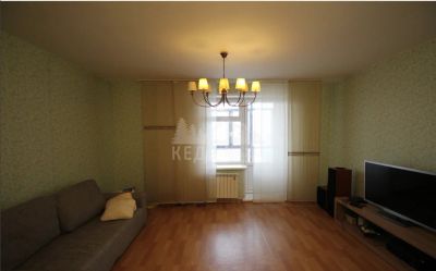 Лот: 13787760. Фото: 1. Продается 2-х комн. квартира 77... Квартиры, студии