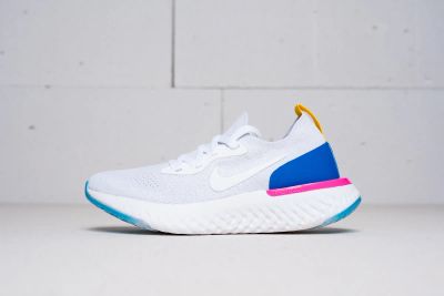 Лот: 11617640. Фото: 1. Кроссовки Nike Epic React Flyknit. Кеды, кроссовки, слипоны