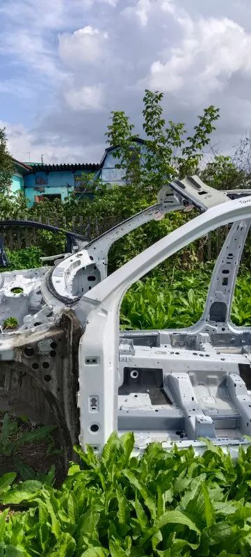 Лот: 23561386. Фото: 1. стойка кузова Volkswagen Touareg... Кузов