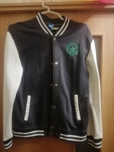 Лот: 20968233. Фото: 1. Кофта adidas. Свитеры, толстовки, худи