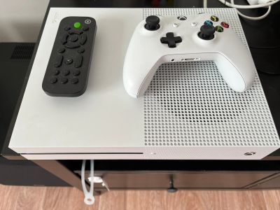 Лот: 20188122. Фото: 1. Xbox one 500gb. Игровые приставки, консоли