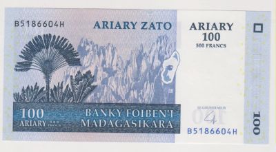 Лот: 11361623. Фото: 1. Мадагаскар 100 ариари 2004г. пресс... Африка