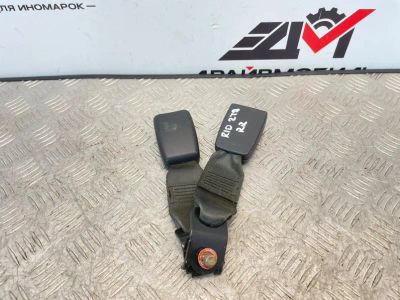 Лот: 25763682. Фото: 1. замок ремня безопасности Kia Rio... Двигатель и элементы двигателя