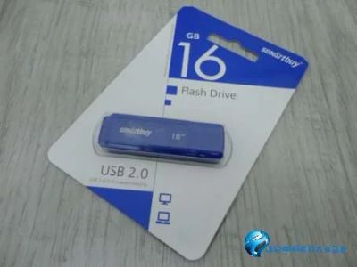 Лот: 14730355. Фото: 1. 16GB накопитель Smartbuy Dock... USB-флеш карты